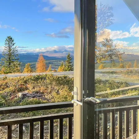 4 Bedroom Awesome In *